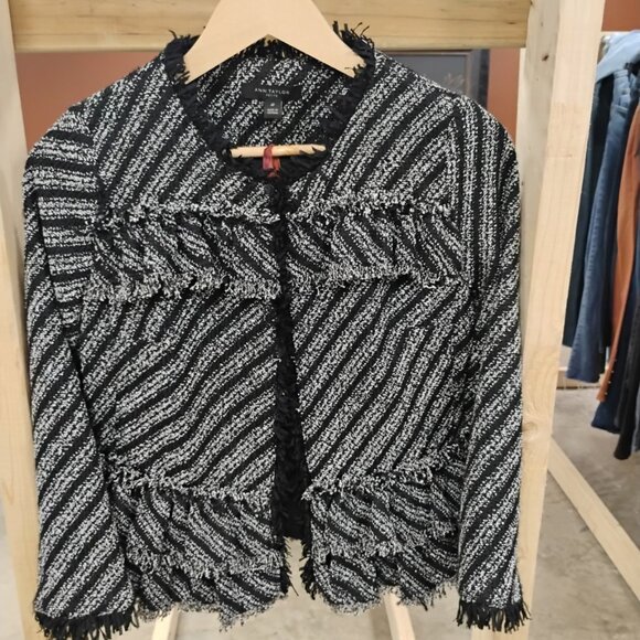 ANN TAYLOR PETITE FRINGED TWEED JACKET (4P) - Picture 2 of 5